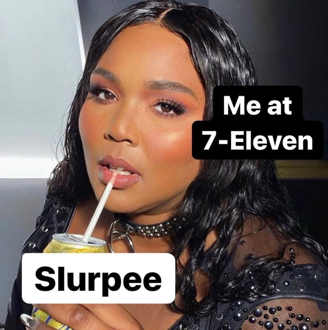 7-Eleven Australiaさんのインスタグラム写真 - (7-Eleven AustraliaInstagram)「It's (always) Slurpee season 😎 and to make things even better... Slurpee Sours are BACK and ready to be devoured! #7ElevenAus #Slurpee」9月26日 11時00分 - 7elevenaus