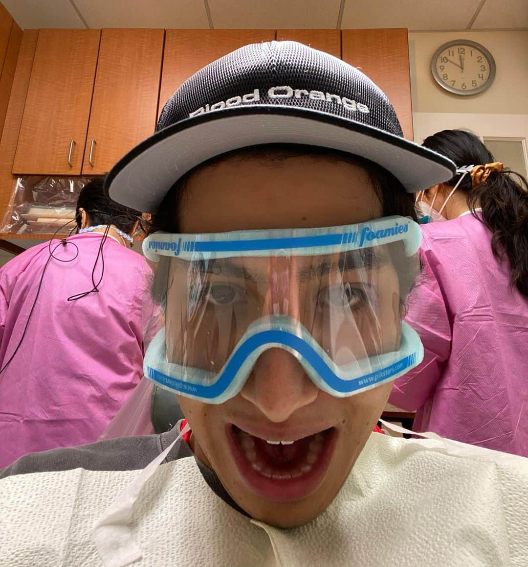 けみおさんのインスタグラム写真 - (けみおInstagram)「This long ass week is finally over💁🏻‍♀️✨ I went to the dentist for the first time in the US on Monday and I was shookith how expensive it is 😖 So now I gotta collect some coins. Book me bitches lol (jk) (not jk) Have a lovely weekend 💙﻿ ﻿ 今週はてんきも良くていろんなことあって﻿ ボクは楽しかったです。﻿ 初めてアメリカの歯医者さんに行って﻿ 一度の治療で約20万くらいして﻿ 保険の大切さを学びました。﻿ 人生は学びのれんぞくですねハート　けんたより」9月26日 11時33分 - mmkemio