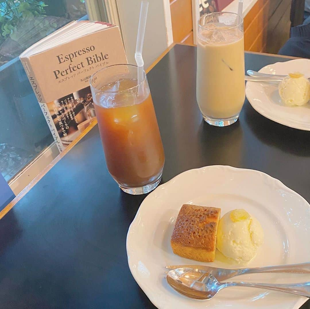 岡山友里愛さんのインスタグラム写真 - (岡山友里愛Instagram)「☕️﻿ ﻿ いつの間にか飲めるようになったもの﻿ ﻿ ✔︎珈琲﻿ ✔︎ビール﻿ ﻿ ﻿初めて飲んでみたアメリカーノ🧸 ﻿」9月26日 11時50分 - ___yuria____