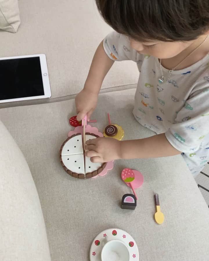 ウンチェのインスタグラム