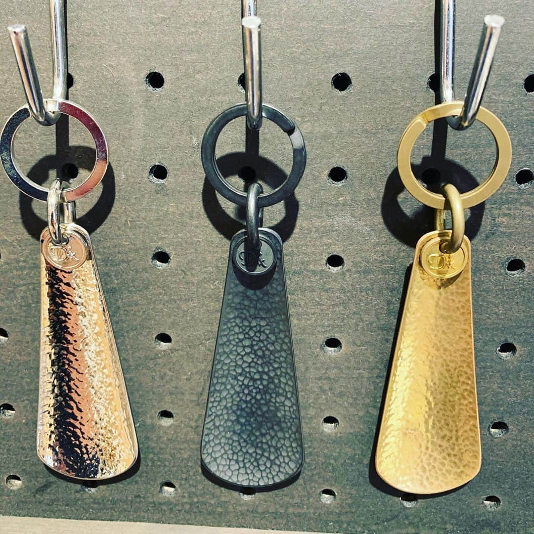 のインスタグラム：「DIARGE 　 BRASS　CHASING SHOEHORN　 ￥１，８００（税抜） #岡山 #真鍮」