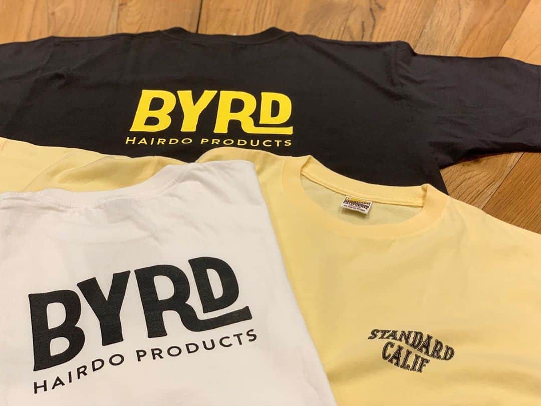 スタンダードカリフォルニアさんのインスタグラム写真 - (スタンダードカリフォルニアInstagram)「『BYRD × SD Logo T』  #standardcalifornia #スタンダードカリフォルニア #byrd #byrdhairdoproducts  #バード #tshirt #tシャツ #fashion #ファッション」9月26日 12時06分 - standardcalifornia