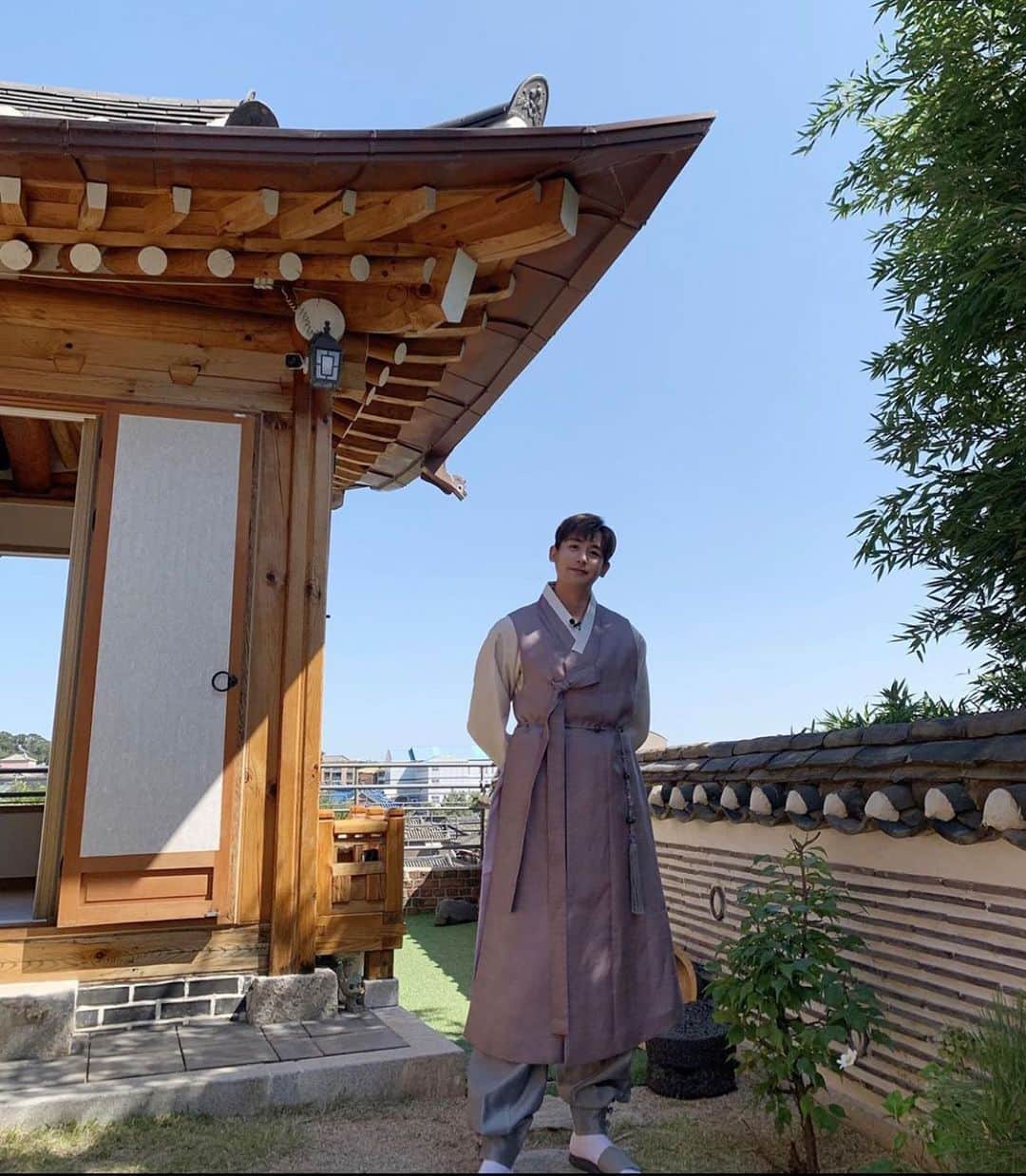 ニックン（2PM）のインスタグラム：「Almost Chuseok = ]」