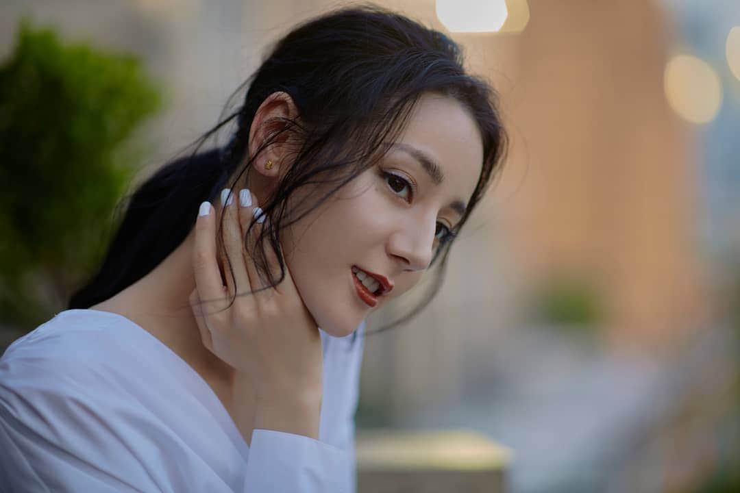 ディルラバ・ディルムラット（Dilraba Dilmurat）さんのインスタグラム写真 - (ディルラバ・ディルムラット（Dilraba Dilmurat）Instagram)「#迪丽热巴 #热巴 #胖迪 #小迪 #dilirebadilmurat #dilireba #dilraba #dilrabadilmurat」9月26日 12時42分 - dilrabalovers_