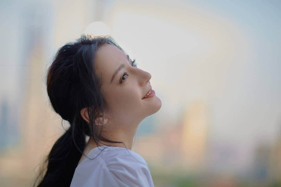 ディルラバ・ディルムラット（Dilraba Dilmurat）さんのインスタグラム写真 - (ディルラバ・ディルムラット（Dilraba Dilmurat）Instagram)「#迪丽热巴 #热巴 #胖迪 #小迪 #dilirebadilmurat #dilireba #dilraba #dilrabadilmurat」9月26日 12時42分 - dilrabalovers_