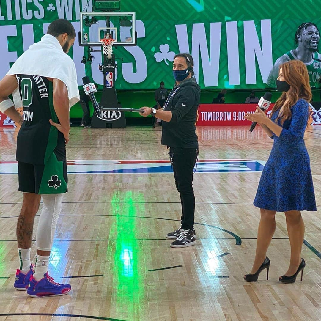 レイチェル・ニコルズさんのインスタグラム写真 - (レイチェル・ニコルズInstagram)「Jayson Tatum told me he didn’t get much sleep the past couple days: “Being down 3-1 is not fun.” He scored 31 in the #Celtics 121-108 win tonight and said that now “we’re not trying to win 3 in a row. Just one game at a time.”」9月26日 12時56分 - rachel_nichols