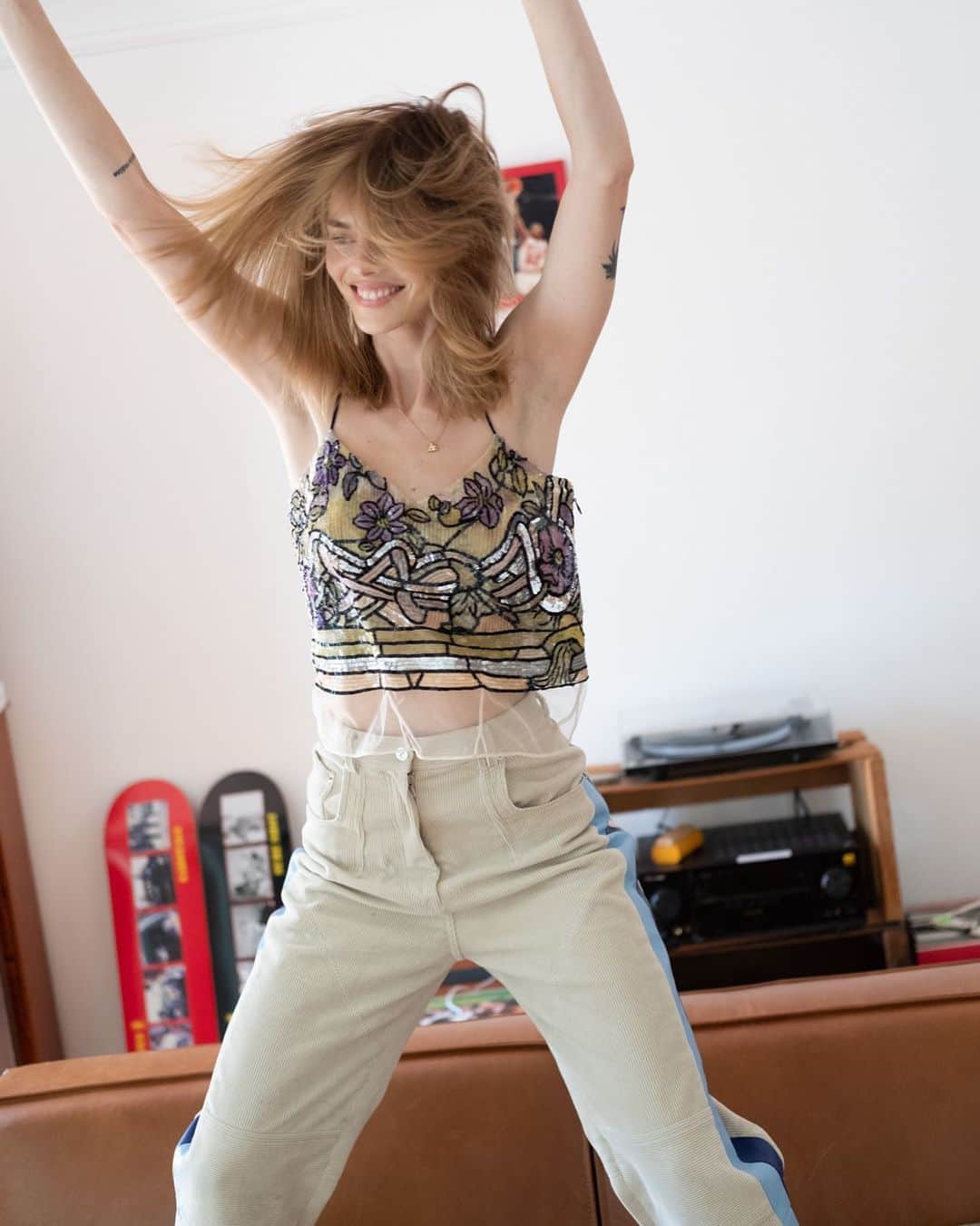 サマーラ・ウェイビングのインスタグラム：「🌞Shot by @nicholaschalmers」