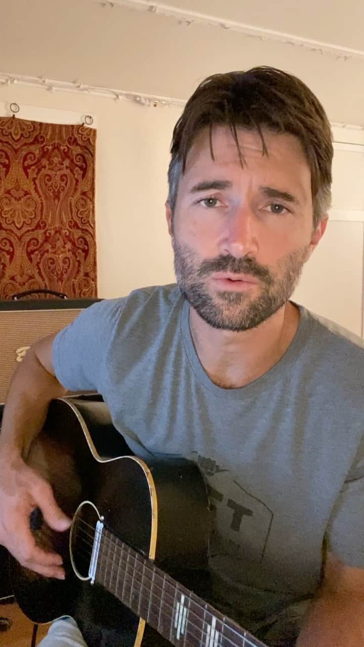 ブランドン・ジェンナーのインスタグラム：「Thank you for all the love and support this week. 🙏🏼☺️ link to the album in my bio. ❤️❤️🤙🏼」