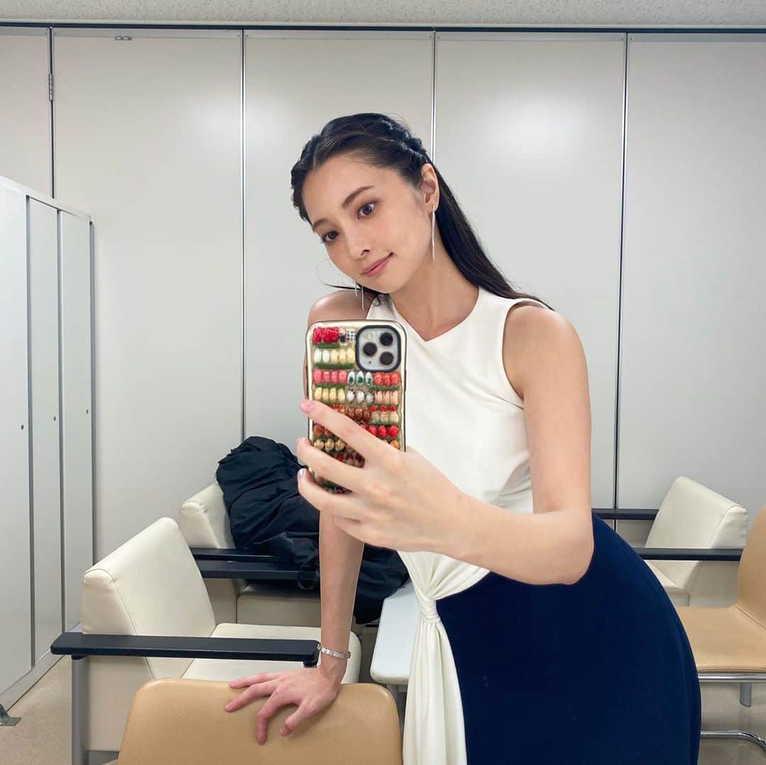 大石絵理さんのインスタグラム写真 - (大石絵理Instagram)「🎹👗🎶 21:00〜TEPPENです💜」9月26日 13時46分 - erioishitokyo