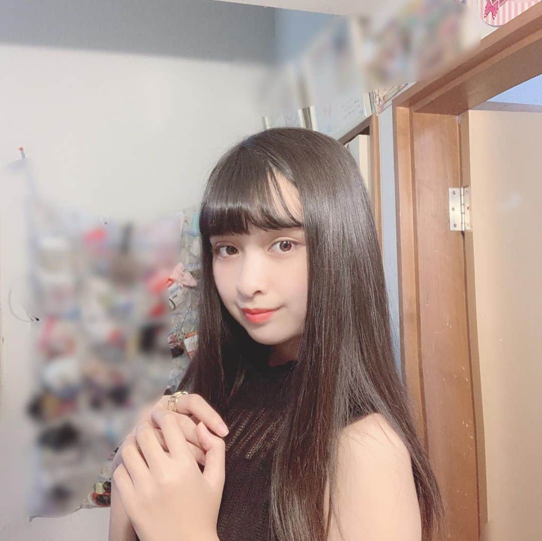 星野愛美さんのインスタグラム写真 - (星野愛美Instagram)「髪伸びたな💇🏻‍♀️🥱 でも、きらんぞ!! ・ ・ #シブサン #髪の毛伸ばす」9月26日 14時13分 - aimi._.nn08