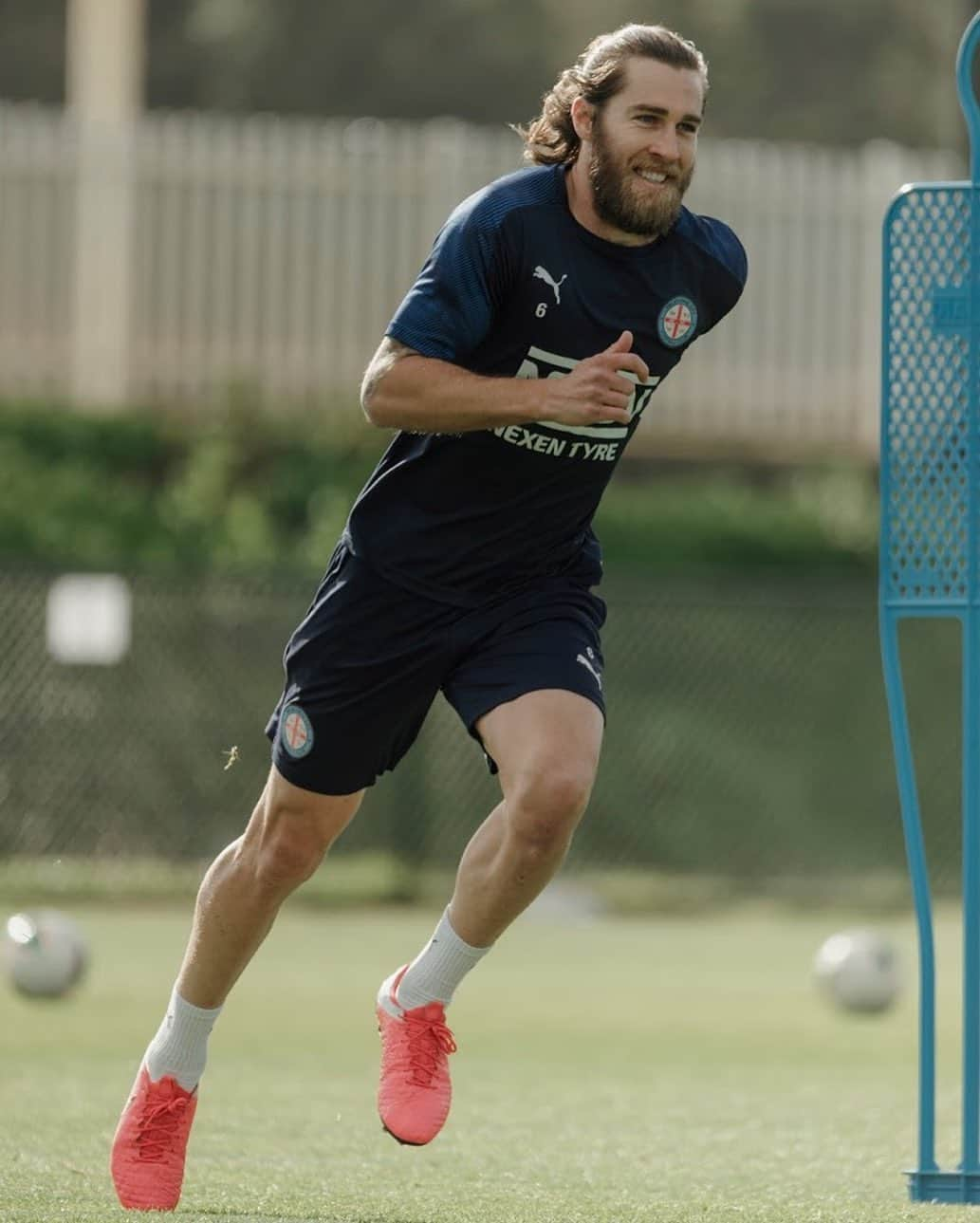 ジョシュア・ブリランテのインスタグラム：「Thank you to @melbournecity it’s been a pleasure being apart of this team. To the club and all the fans thank you and all the best for the season ahead 💙」