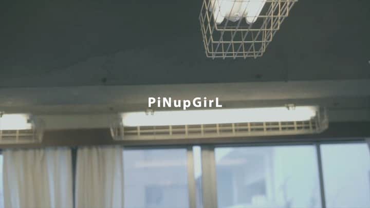 のインスタグラム：「PiNupGirLの動画を撮影しました😌🌱  @sweetroomofficial   #美容室#美容師#湘南#茅ヶ崎#ヘアスタイル#ヘアサロン#ヘアカラー#ファッション#モデル#hairstyle」