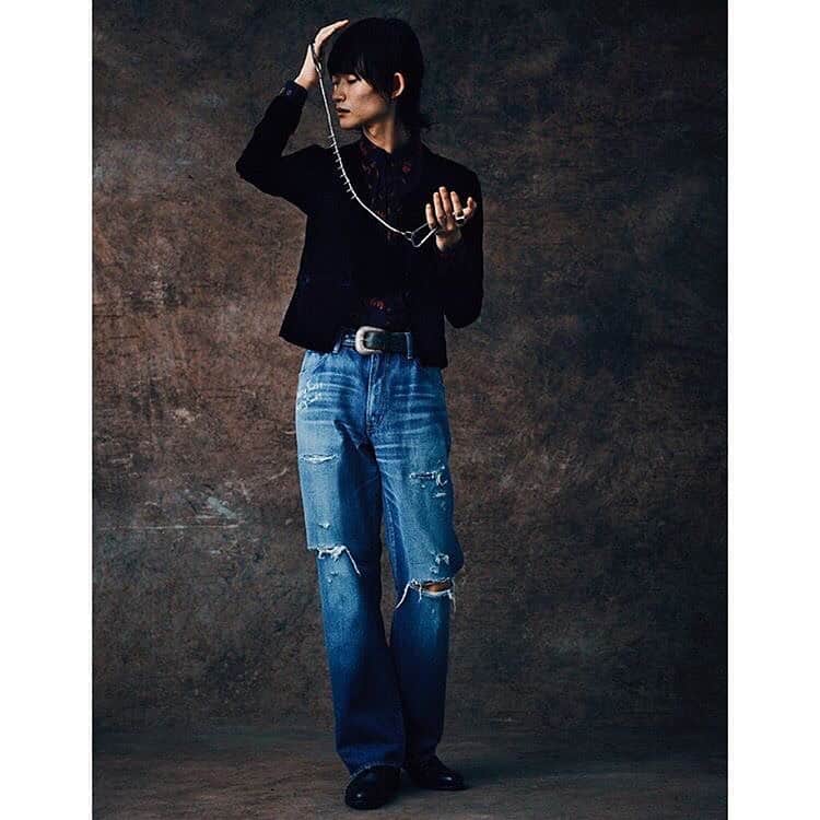 のインスタグラム：「SWAG Homme✌🏻  REGAIN FREEDOM & REBELLION｜HYSTERIC GLAMOUR Photography_ @genkinishikawa Styling_ @akr__maruyama Hair_ @shun.hairhead Edit_ @kentaro_okuzawa . #hystericglamour #swaghommes . @hystericglamour_official @swag.hommes」