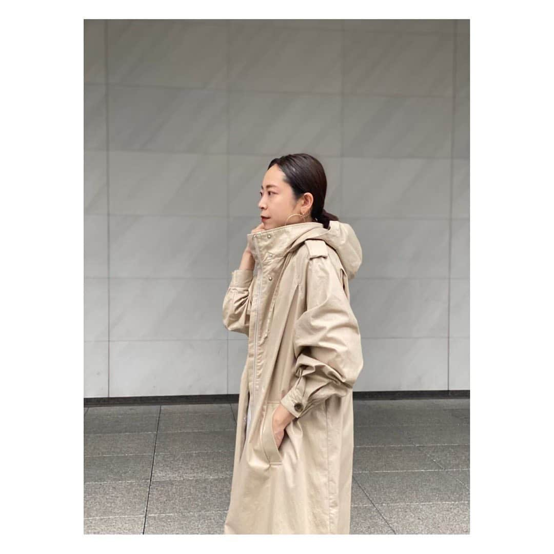 ETRÉ TOKYO ストアさんのインスタグラム写真 - (ETRÉ TOKYO ストアInstagram)「@etretokyo﻿ ﻿ Staff：ルミネ新宿店 Kaori 163cm【 @etretokyo_kaori 】﻿ ﻿ #コットンロングライトブルゾン﻿ ￥39,000 + TAX﻿ 着用：BEIGE /M ﻿  ﻿ #etretokyo#etre#fashion#ootd#outfit#coordinate#casual##etretokyo_staff_ootd#2020ETRE_AW﻿ #エトレ#エトレトウキョウ#シンプルコーデ#大人コーデ#大人カジュアル  #ルミネ新宿#秋アウター#アウター」9月26日 15時05分 - etretokyo_store