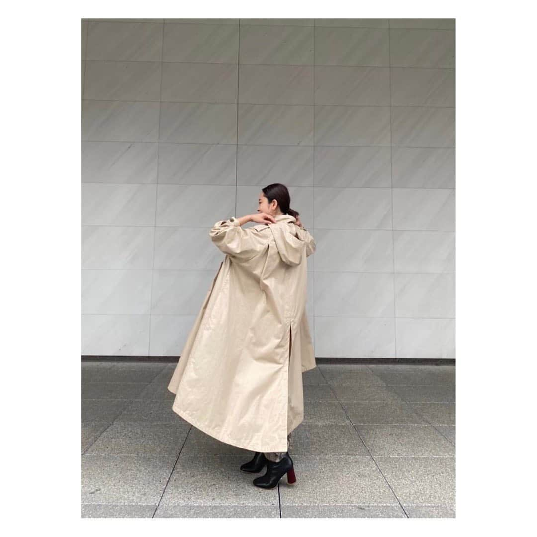 ETRÉ TOKYO ストアさんのインスタグラム写真 - (ETRÉ TOKYO ストアInstagram)「@etretokyo﻿ ﻿ Staff：ルミネ新宿店 Kaori 163cm【 @etretokyo_kaori 】﻿ ﻿ #コットンロングライトブルゾン﻿ ￥39,000 + TAX﻿ 着用：BEIGE /M ﻿  ﻿ #etretokyo#etre#fashion#ootd#outfit#coordinate#casual##etretokyo_staff_ootd#2020ETRE_AW﻿ #エトレ#エトレトウキョウ#シンプルコーデ#大人コーデ#大人カジュアル  #ルミネ新宿#秋アウター#アウター」9月26日 15時05分 - etretokyo_store