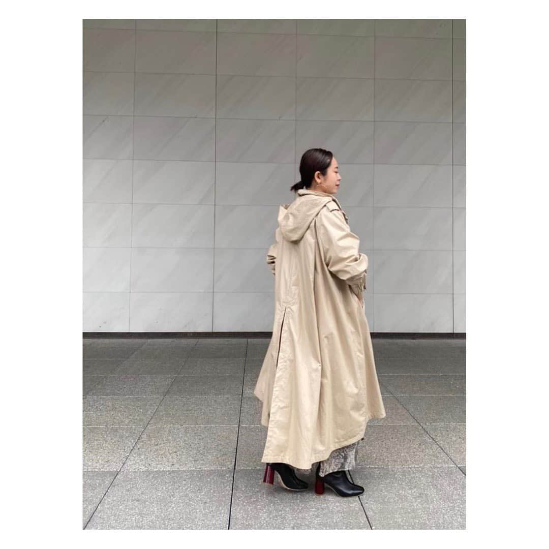 ETRÉ TOKYO ストアさんのインスタグラム写真 - (ETRÉ TOKYO ストアInstagram)「@etretokyo﻿ ﻿ Staff：ルミネ新宿店 Kaori 163cm【 @etretokyo_kaori 】﻿ ﻿ #コットンロングライトブルゾン﻿ ￥39,000 + TAX﻿ 着用：BEIGE /M ﻿  ﻿ #etretokyo#etre#fashion#ootd#outfit#coordinate#casual##etretokyo_staff_ootd#2020ETRE_AW﻿ #エトレ#エトレトウキョウ#シンプルコーデ#大人コーデ#大人カジュアル  #ルミネ新宿#秋アウター#アウター」9月26日 15時05分 - etretokyo_store