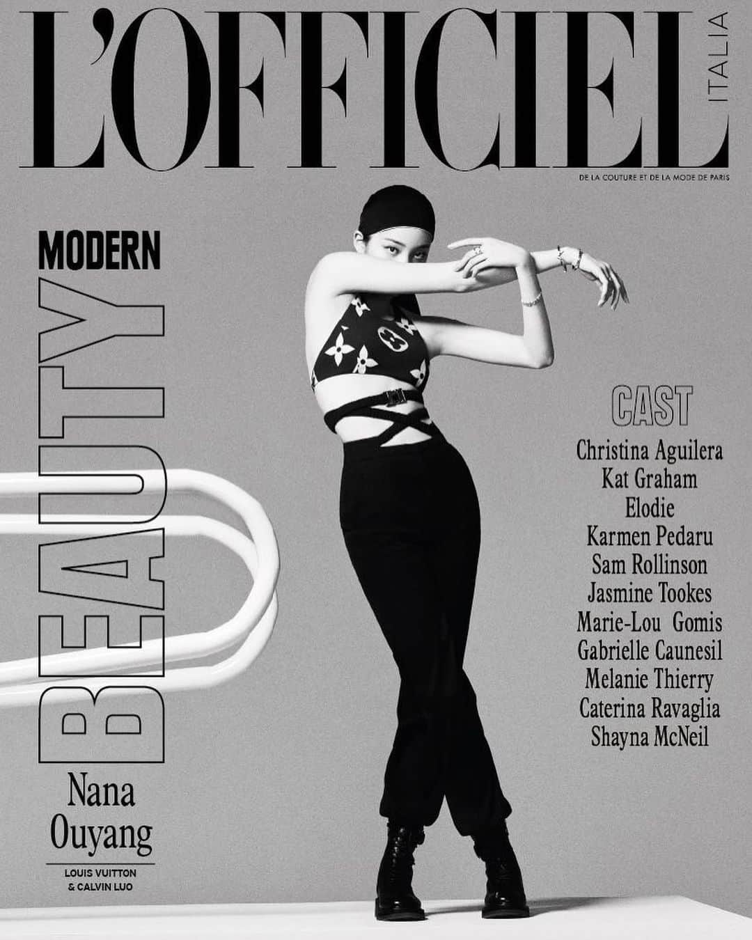 Nanaさんのインスタグラム写真 - (NanaInstagram)「@lofficielitalia 🤍🖤🤍🖤🤍🖤 GLAD TO BE THE COVER OF LOFFICIEL ITALIA’ @yucongyucong @louisvuitton」9月26日 15時10分 - nanaouyang