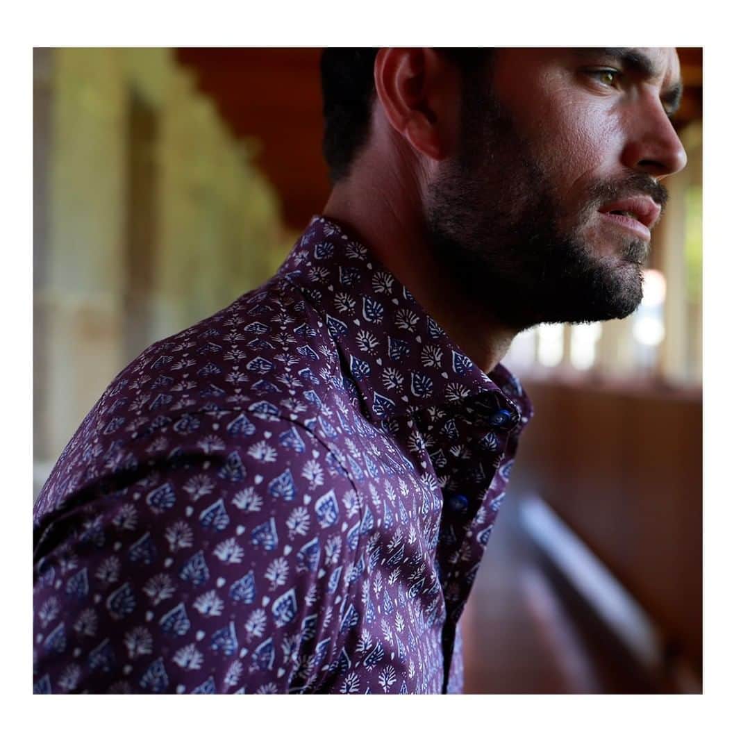 のインスタグラム：「Conectar con tu propio mundo. Nueva Colección Otoño - Invierno  Link de la bio 👀  #florentino #reconnect  #casualwear #linkinbio #menswear #newcollection #nuevo #modahombre #reconectar  #getaway」
