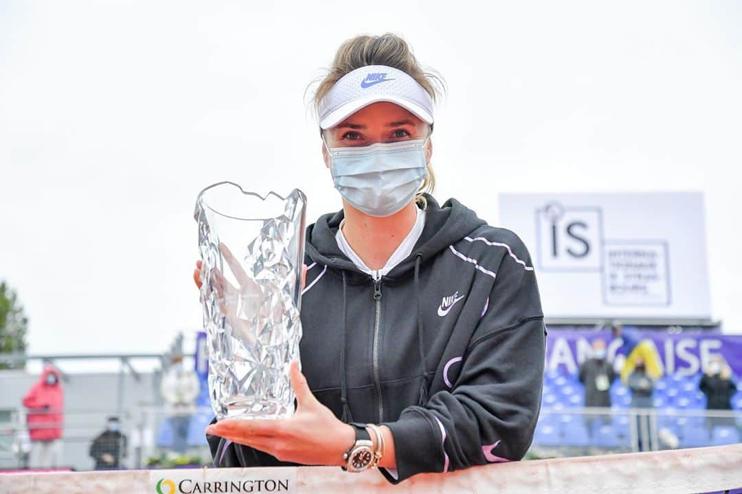 WTA（女子テニス協会）さんのインスタグラム写真 - (WTA（女子テニス協会）Instagram)「Congratulations to @elisvitolina! Your 2020 @wta_strasbourg singles champion 🏆」9月27日 1時53分 - wta