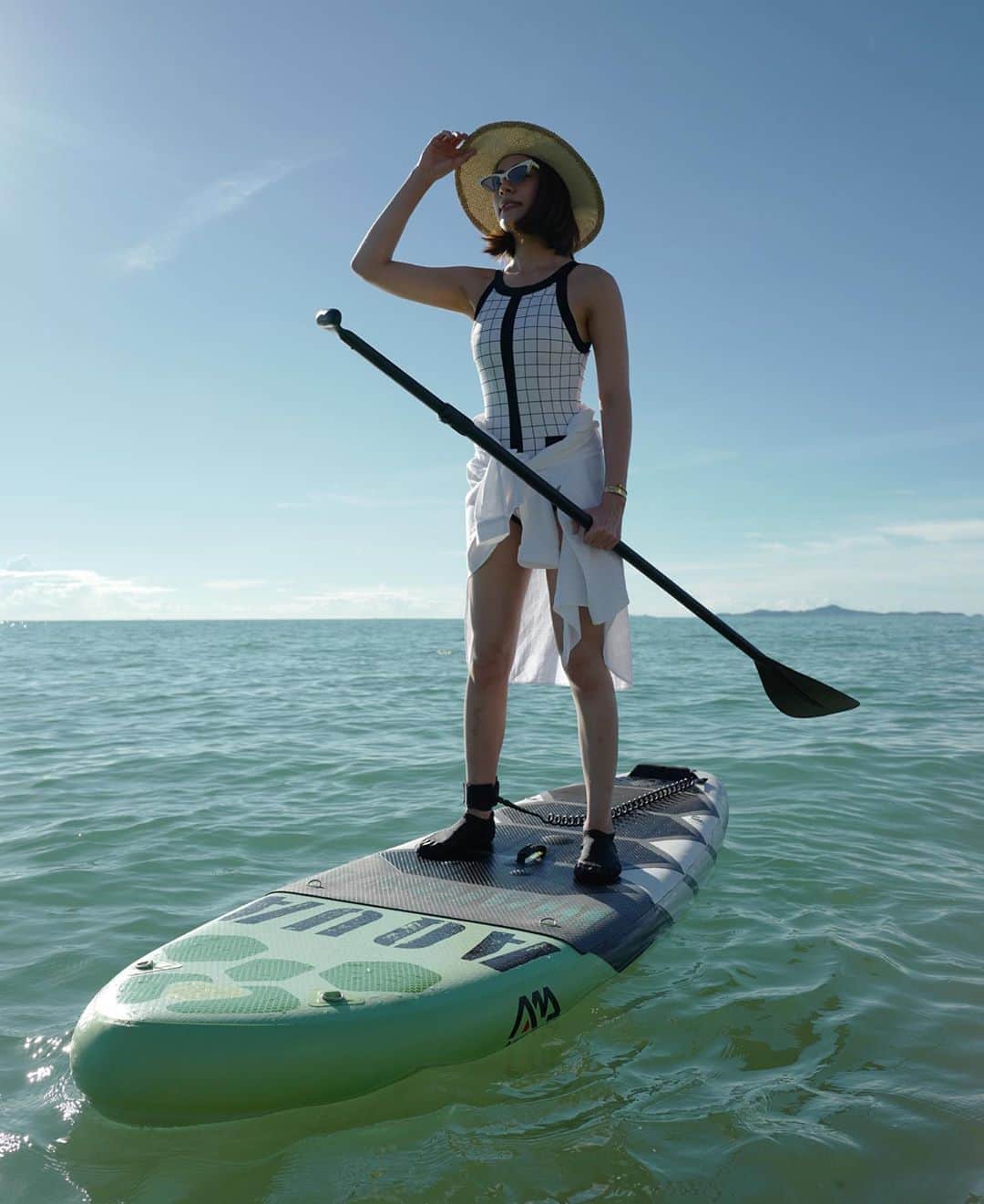 キンバリー・アン・ウォーテマス・ティアムシリのインスタグラム：「มันไม่ได้ง่ายเลย 😅🏄🏻‍♀️ #masonexperience」