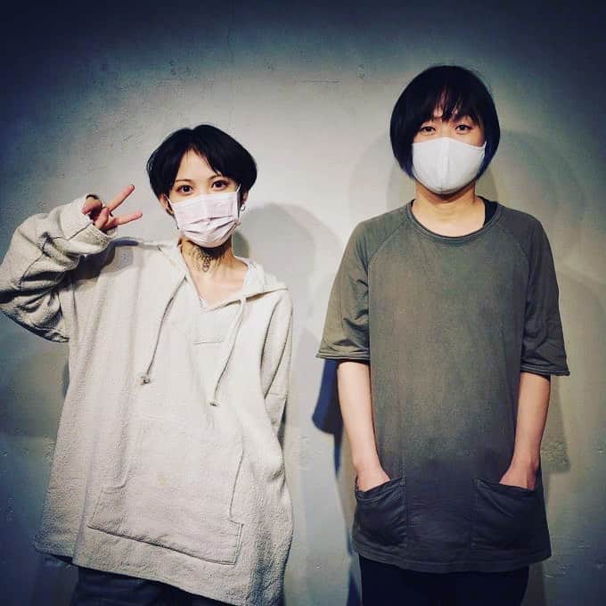 吉澤響のインスタグラム：「本日9/26は木下百花@西長堀cafe Roomでした。ひさびさに来れてうれしかったし、ライブも楽しかった！！ 写真はcafe Roomのアカウントから拝借しました。 明日は名古屋ー」
