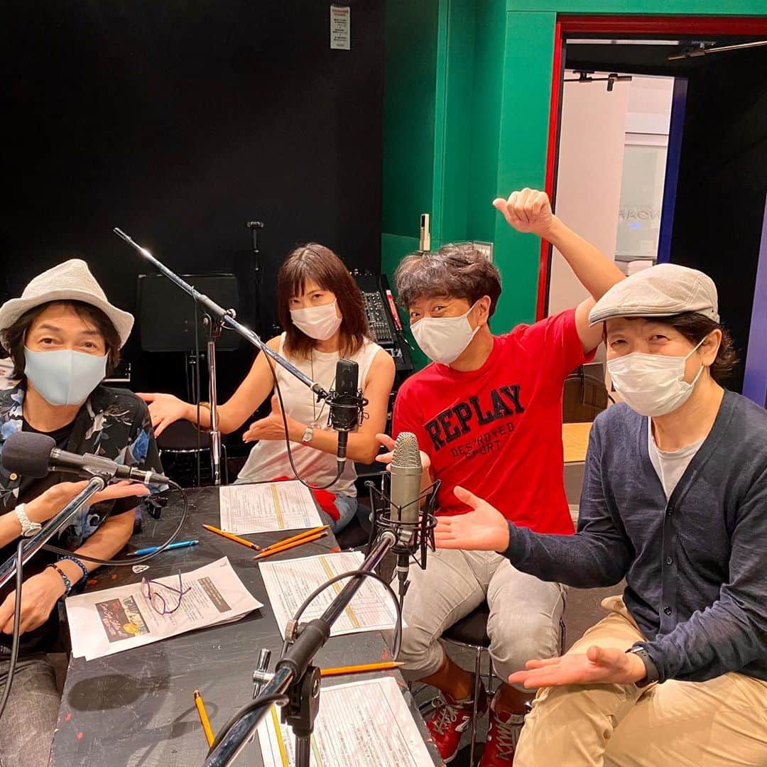 堀江淳のインスタグラム：「「堀江淳のファインミュージックアワー」！ 「n/」さんを迎えた放送は今日から～10/9まで各放送局で順次放送となります。 https://ameblo.jp/jclamp/entry-12588737944.html 放送をお楽しみに🎶 https://m.facebook.com/tanakasanradio/ #n/  #ファインミュージックアワー #堀江淳 #メモリーグラス #コミュニティFM ＃ラジオ  ＃カバーアルバム」