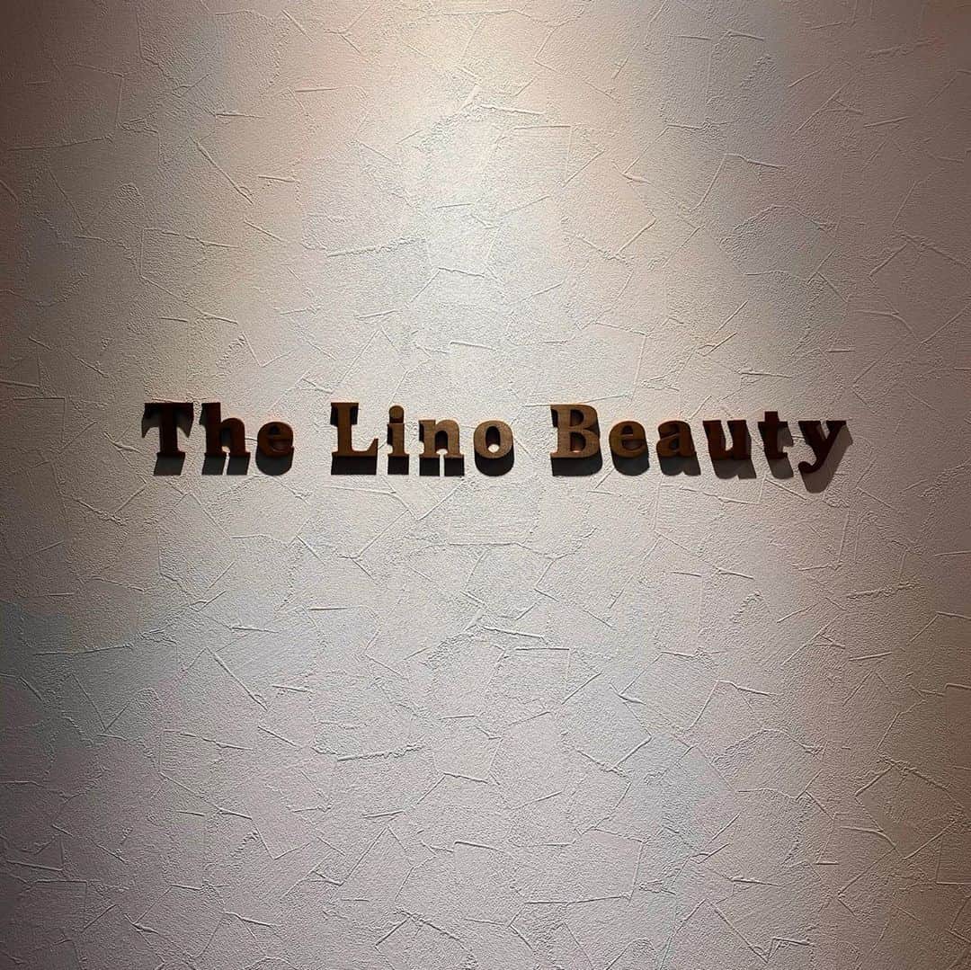 田中珠里さんのインスタグラム写真 - (田中珠里Instagram)「私がアンバサダーを務めさせて頂いています「The Lino Beauty横浜店」さんにお邪魔させて頂きました✨  顔や背中、全身を綺麗にして頂けるので皆様も是非足を運んで下さい！ Linoの皆様も本当にお優しく 身も心も温まります、、、☺️  大好きな原さん♥  #横浜lino #横浜エステ」9月26日 18時49分 - shuritanaka_official