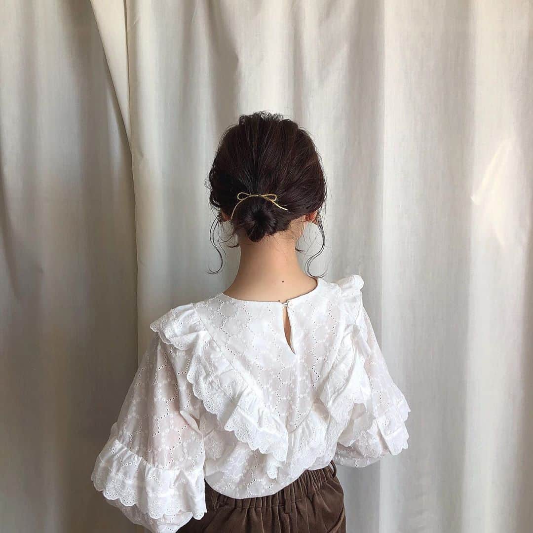 新田湖子さんのインスタグラム写真 - (新田湖子Instagram)「. 明日はなんの髪型しようかなぁ☁️☁️」9月26日 18時50分 - coconitta0809