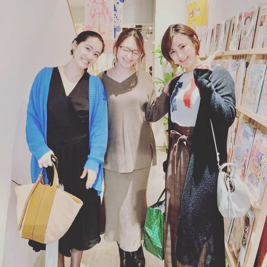 本山なみさんのインスタグラム写真 - (本山なみInstagram)「取り急ぎ笑、 アクティバー結成。 アクティバー＝アクティブ女子  BBQや野外アクティビティなどトレンドのイベントまで色々こなします☺️‼️  #アクティバー」9月26日 19時03分 - namiii0922