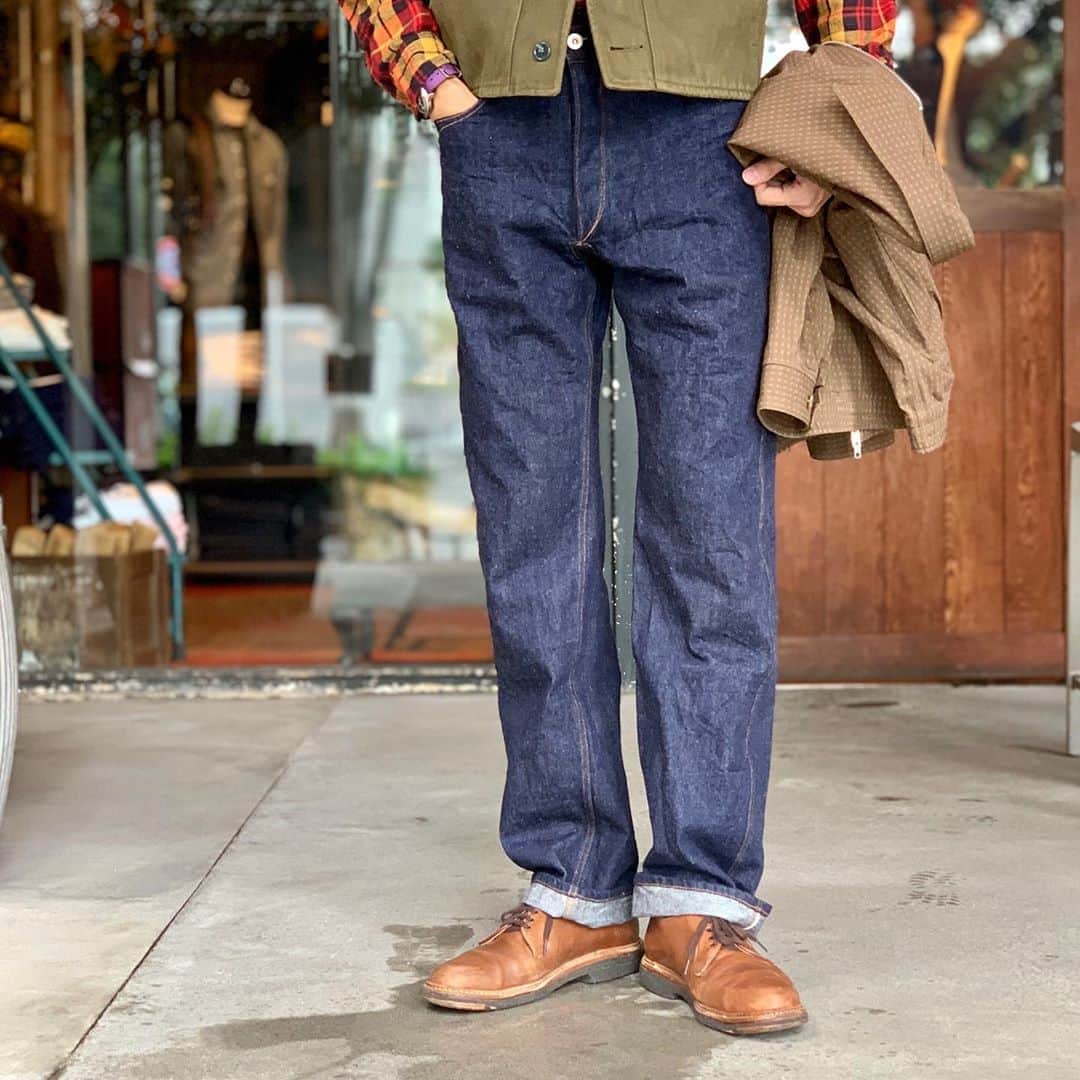 のインスタグラム：「BEAMS PLUS STYLE ＜Warehouse&Co＞  #beams #beamsplus #beamsplusharajuku #harajuku #tokyo #workshirt #nonpareil #indigo #denim #indigodenim #madeinjapan #denimpants #mensfashion #mensstyle #menswear  #keepfashionalive」
