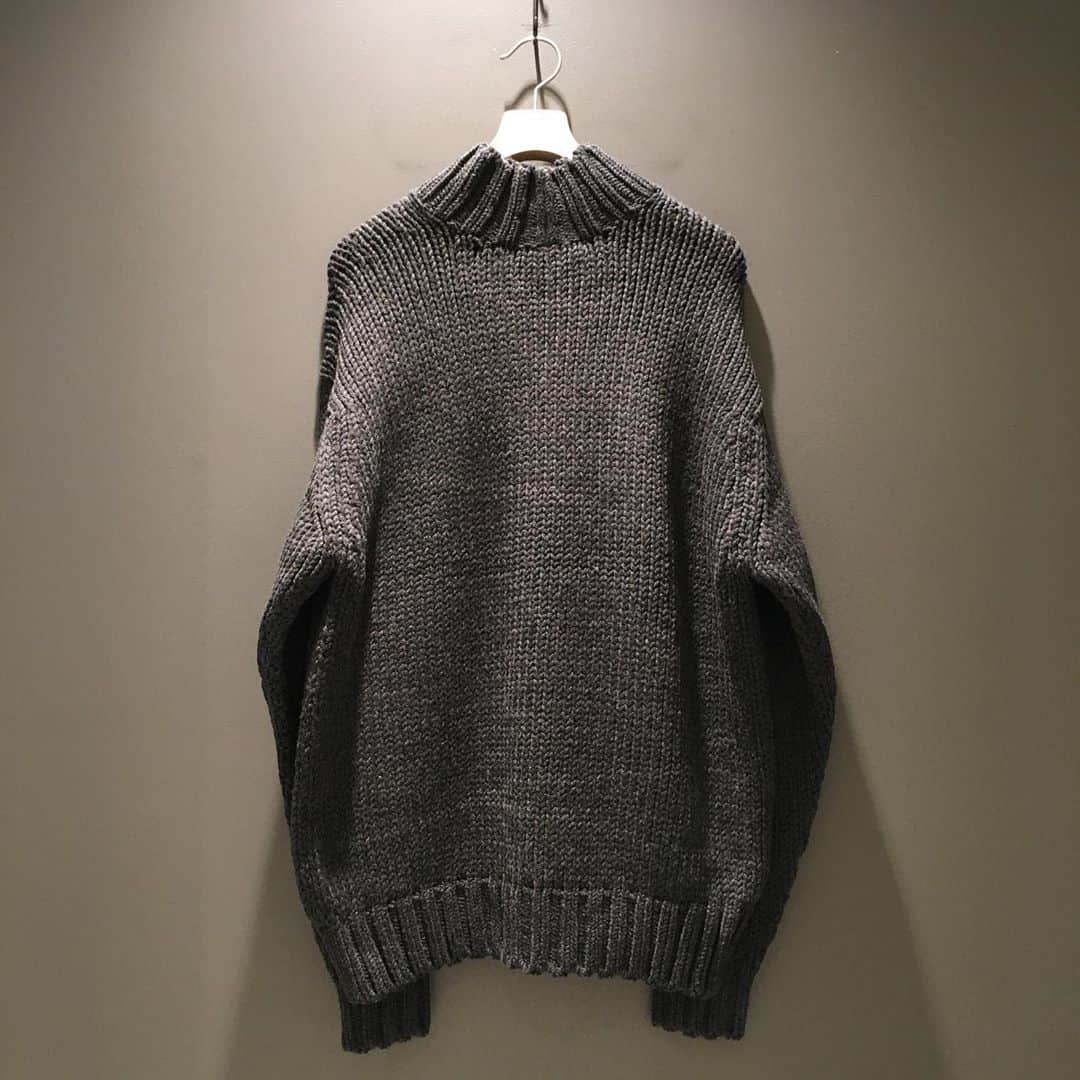 BEAMS JAPANさんのインスタグラム写真 - (BEAMS JAPANInstagram)「＜AURALEE＞ Mens SUPER FINE WOOL AIRY KNIT V-NECK P/O ¥48,000+TAX Item No.11-15-1395 BEAMS JAPAN 2F ☎︎03-5368-7317 @beams_japan #auralee #beams #beamsjapan #beamsjapan2nd Instagram for New Arrivals Blog for Recommended Items」9月26日 20時09分 - beams_japan