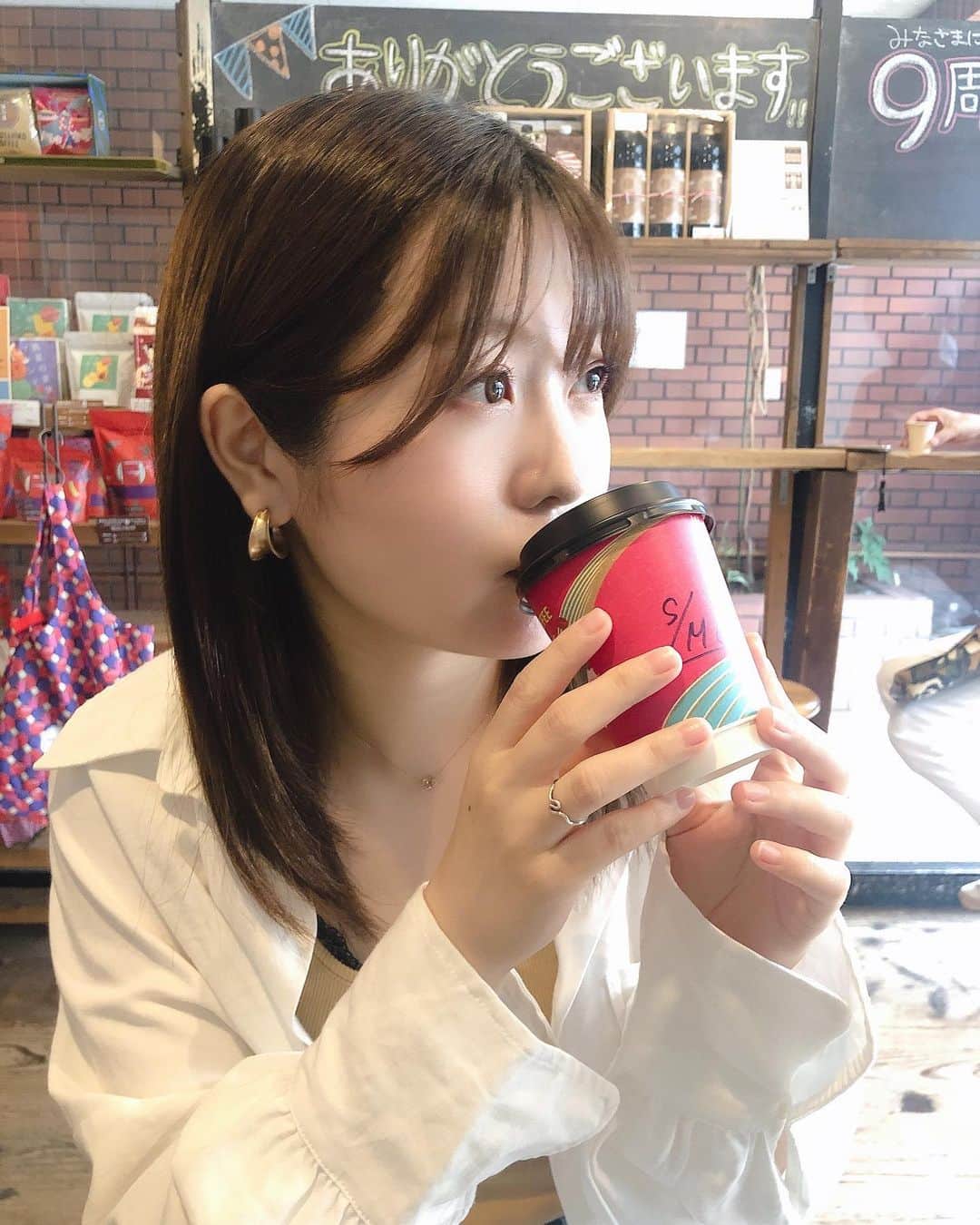 弘松菜摘のインスタグラム：「﻿ ﻿ #猿田彦珈琲  ﻿ 冬くらいに出る﻿ かぼちゃミルクが一番好きです﻿ ﻿ ﻿」