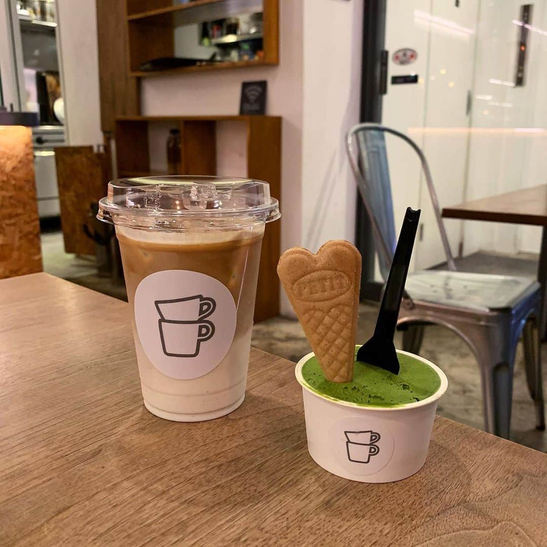 斉藤真木子さんのインスタグラム写真 - (斉藤真木子Instagram)「cupsは名古屋にしかないコーヒースタンド！ 可愛くて美味しくてお洒落でオススメです☺️♡ #thecups #名古屋カフェ #名駅カフェ #栄カフェ」9月26日 20時31分 - saitomakiko628