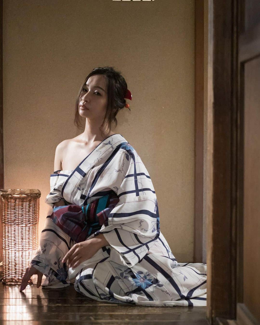 西島ミライのインスタグラム：「#tokyo #model #yukata #浴衣 #古民家」