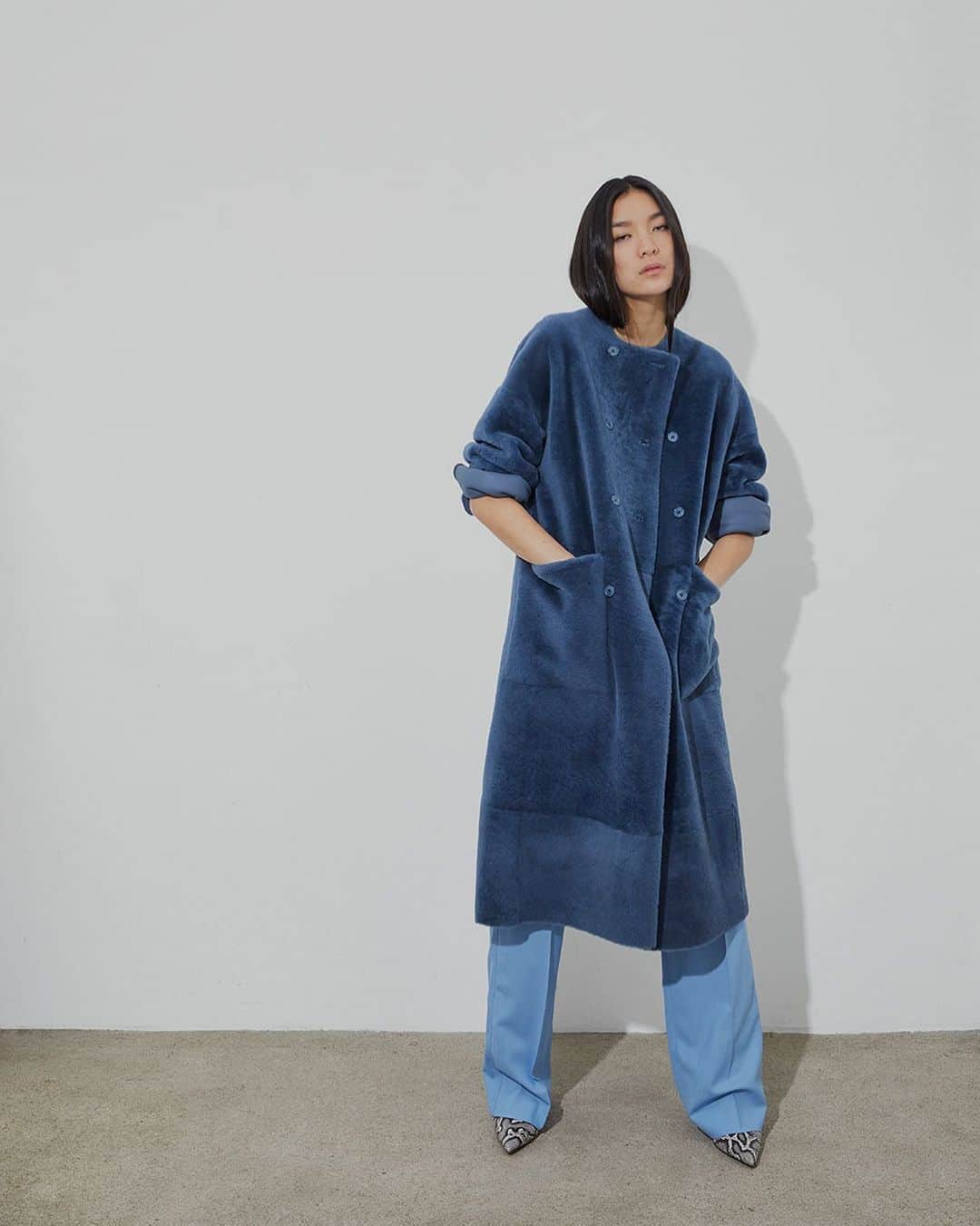 イネスエマレシャルのインスタグラム：「THE MANTEAU GEORGE IS THE ONE YOU NEED. #inesetmarechal #fashion #sustainablefashion #frenchfhashipn #paris #class #elegance #luxury #musthave」