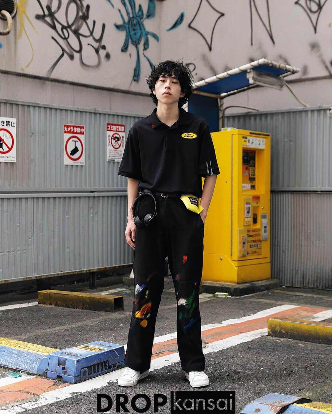 Droptokyoさんのインスタグラム写真 - (DroptokyoInstagram)「KANSAI STREET STYLES @drop_kansai  #streetstyle#droptokyo#kansai#osaka#japan#streetscene#streetfashion#streetwear#streetculture#fashion#関西#大阪#ストリートファッション#fashion#コーディネート#tokyofashion#japanfashion Photography: @fumiyahitomi」9月26日 21時00分 - drop_tokyo