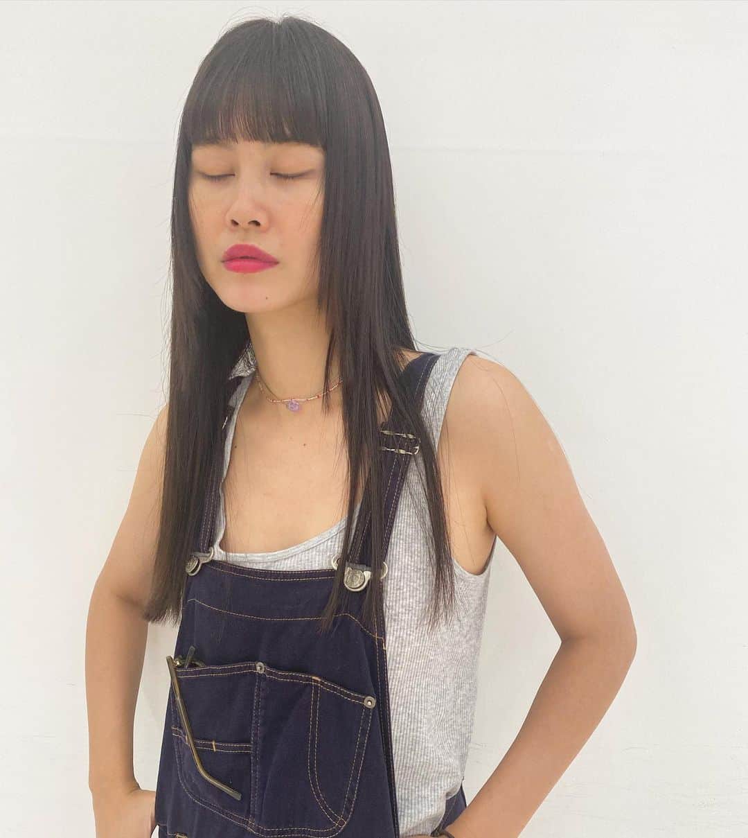 Sachiさんのインスタグラム写真 - (SachiInstagram)「Love girl @shen_tanaka  Hairメンテナンス🪐 . 最近は暗めだけど 柔らかいAsh brown にしてます🤎 . BiG LoVE😙 . #shima#hair#girl #shima_sachi」9月26日 21時10分 - sattyyyyy