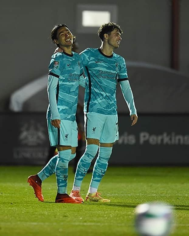 リヴァプールFCさんのインスタグラム写真 - (リヴァプールFCInstagram)「A boss performance to mark our first appearance in the new away kit 👌💫 #LFC #LiverpoolFC #NikeFootball」9月26日 21時34分 - liverpoolfc