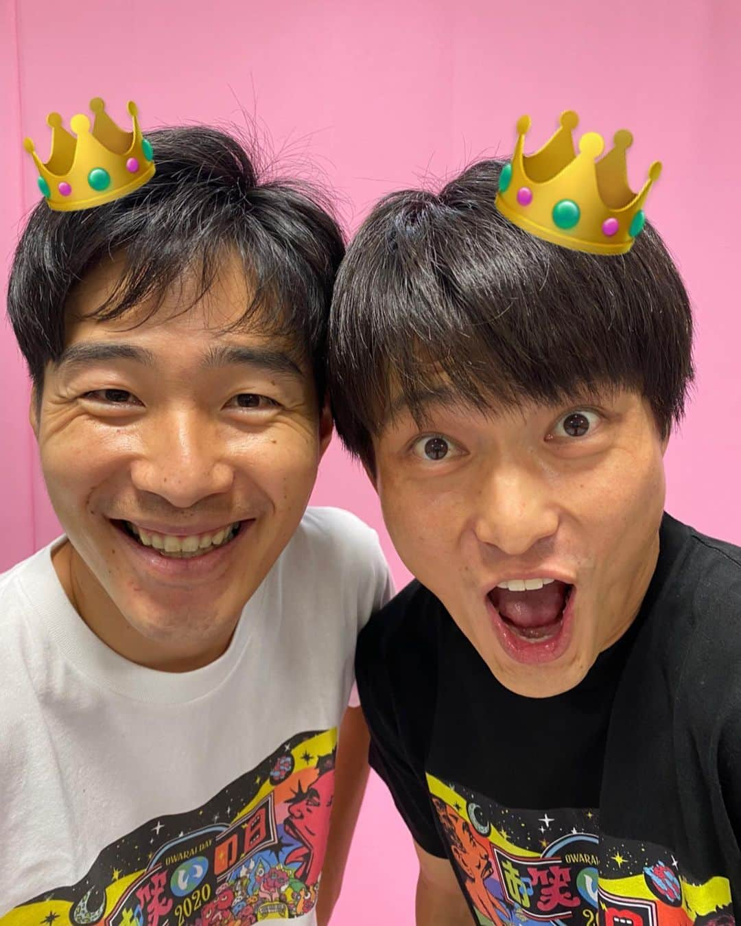 お笑いの日さんのインスタグラム写真 - (お笑いの日Instagram)「👑キングオブコント2020👑 13代目キングは 「ジャルジャル」に 決定しました‼️  ご声援ありがとうございました🙇🏻‍♀️✨  ジャルジャルさん おめでとうございます㊗️🎉  @junpei_jg #ジャルジャル #キングオブコント #キングオブコント2020 #koc2020」9月26日 21時57分 - owaraiday