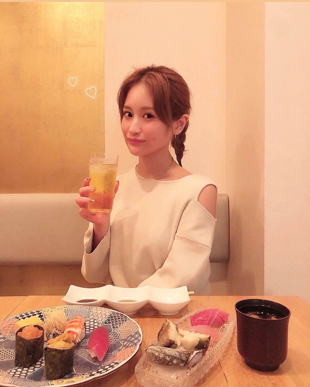 都築青空のグルメインスタ