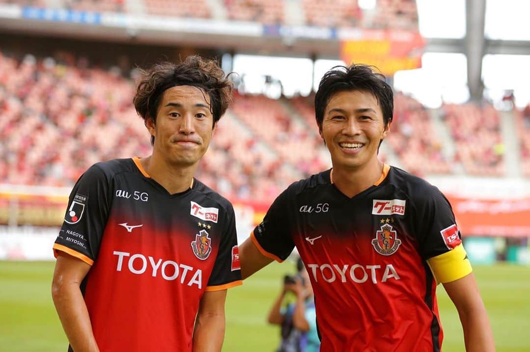 のインスタグラム：「vs 清水エスパルス﻿ ﻿ ホームでの勝利は最高に嬉しい😁‼️﻿ ﻿ 連勝できるように、またいい準備して神戸戦へ👍﻿ ﻿ 応援ありがとうございました‼️‼️﻿ ﻿ #J通算200試合 #758ゴール目 #名古屋にとってメモリアルなゴール #ありがとう #名古屋グランパス  #FC東京 #湘南ベルマーレ ﻿ #nagoyagrampus #grampus #jleague #jリーグ #DAZN #soccer #サッカー #丸山祐市 #3 #清水エスパルス #勝利 #継続 #感謝 #笑顔 #ファミリー #elpibe」