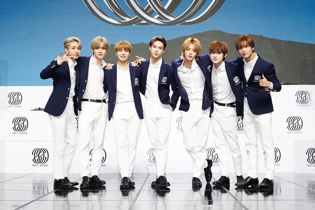 のインスタグラム：「"[OFFICIAL] #NCT2020 ⚡️'From home' : #RENJUN #KUN #TAEIL #DOYOUNG #YUTA #CHENLE #HAECHAN "💚 ______________________ #NCT #NCT127 #NCTdream #WayV #SMTOWN」