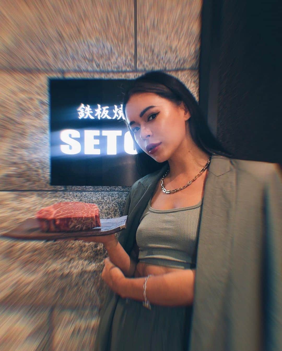 藤川ありすのグルメインスタ