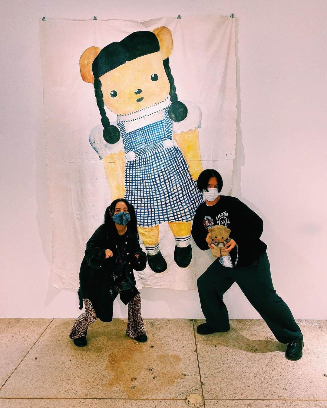 のインスタグラム：「沖 真秀「マテリアル」  MASHU OKI “MATERIAL” 2020年9月5日(土)～10月4日(日)  12:00〜19:00  中目黒VOILLD」