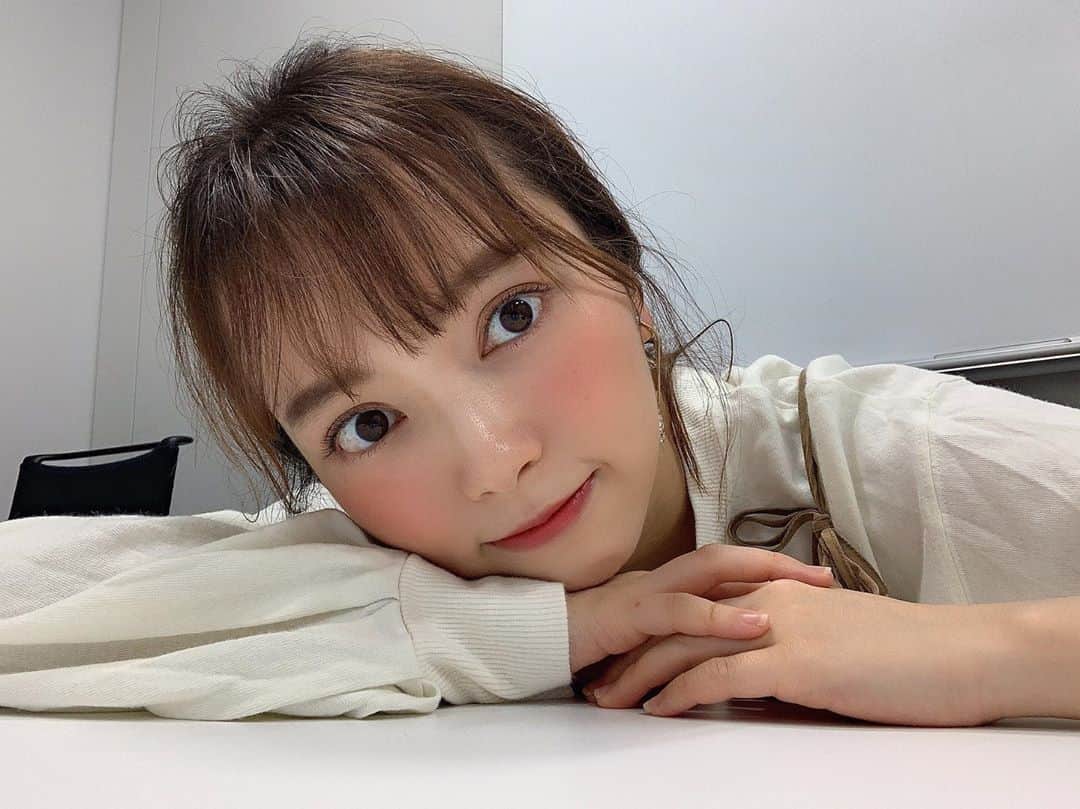 木花清佳のインスタグラム：「本日は引退前最後のイベントでした。 参加してくださった皆さん ありがとうございました。  画面越しではありましたが 顔を合わせてお話できて本当に本当に 良かったと心から思っております。  さて…引退まであと4日となりました。 中々実感が湧きません。  引退後はtwitterとinstagramを 削除いたします。  最後まで応援よろしくお願いします✨」