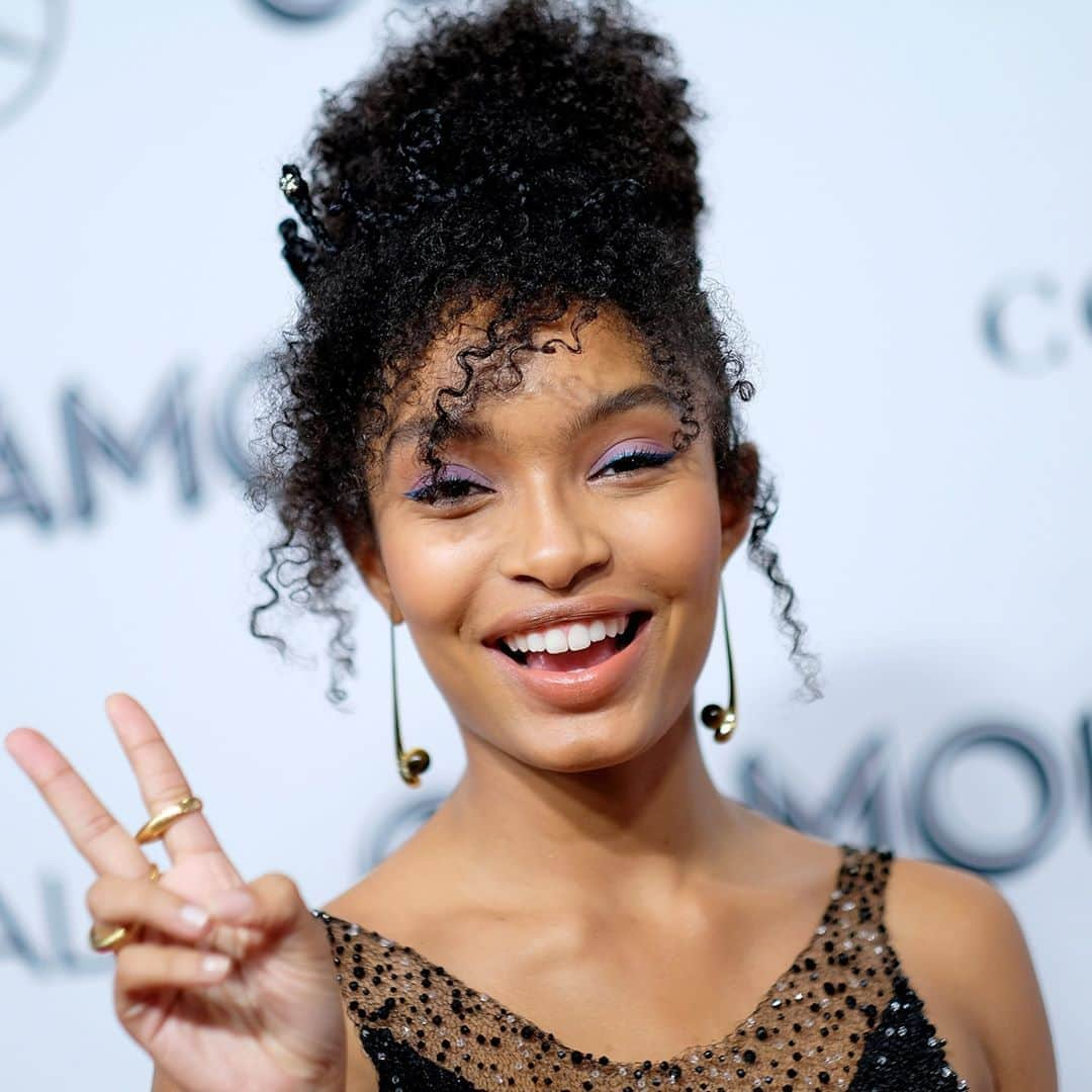 Teen Vogueさんのインスタグラム写真 - (Teen VogueInstagram)「PERFECT CASTING ALERT!! @yarashahidi will play Tinkerbell in an upcoming Peter Pan adaptation ✨✨✨ Find out more at the link in bio.」9月26日 23時10分 - teenvogue