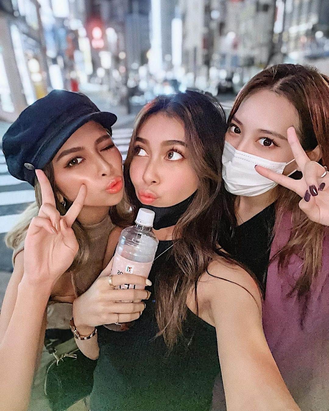 Airi Shibuyaのインスタグラム：「タメぐみ😙❤️✌️ . いつになったら普通の日常に戻るのかな..😩 . #likeforlikes#friends#like4likes」