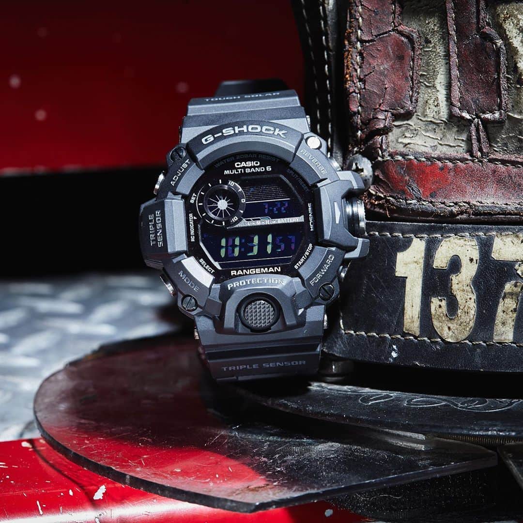 G-SHOCKさんのインスタグラム写真 - (G-SHOCKInstagram)「Made for the rescue. Built for those who chose day-in and day-out to brave the world’s most extreme conditions of heat. Tag a firefighter who needs #GW9400.」9月26日 23時48分 - gshock_us