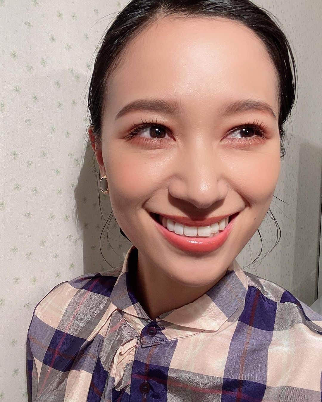 高橋ユウさんのインスタグラム写真 - (高橋ユウInstagram)「Today's hairmake up💄 @chibilisa  秋メイク🌰🍁  #makeup #hairmake」9月27日 0時06分 - takahashiyu.official