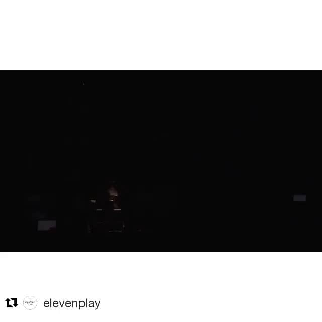 MIKIKOのインスタグラム：「5年前かー。その③#Repost @elevenplay with @get_repost ・・・ 『MOSAIC Ver.1.5』DVDより/Scene3-B“診察” ************************** 2015年4月、青山スパイラルホールにて、待望の再演にして更なる進化を遂げた、MOSAIC 最終公演ELEVENPLAY Dance Installation 『MOSAIC Ver.1.5』  #ELEVENPLAY #Rhizomatiks #ELEVENPLAYMOSAICver15 [オフィシャル・オンライン・ショップ] http://store11play.thebase.in」